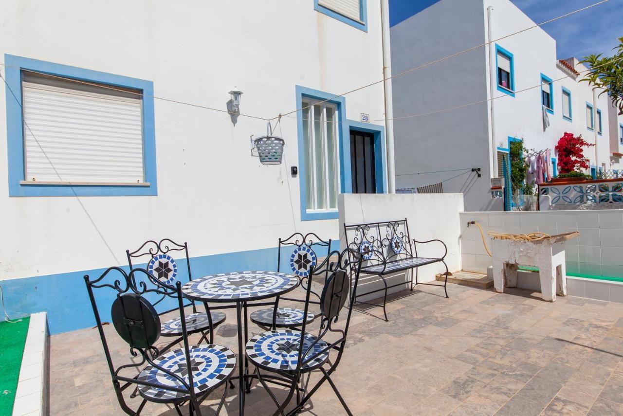 C17 - Suncliff Salema House Exterior photo